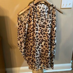 ANIMAL PRINT COLD SHOULDER KIMONA TOP OR COVER UP “LET THEM EAT CAKE” SIZE M EUC